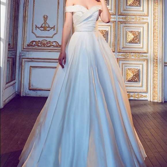 Calla Blanche Sanem Wedding Dress - Picture 2 of 5